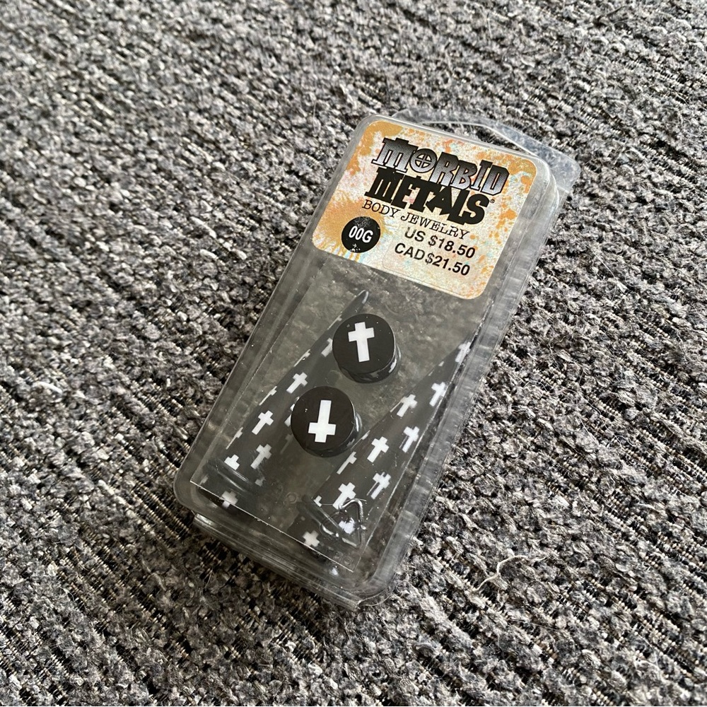 Punk Cross Tunnel Plug Set 00g